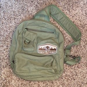 Green Animal Kingdom Single-Strap Bag